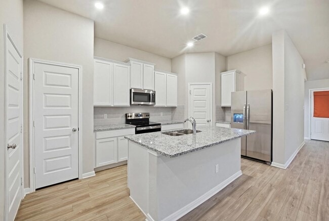 Building Photo - 9313 Other