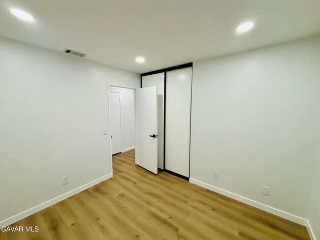 Building Photo - 2730 Ave K