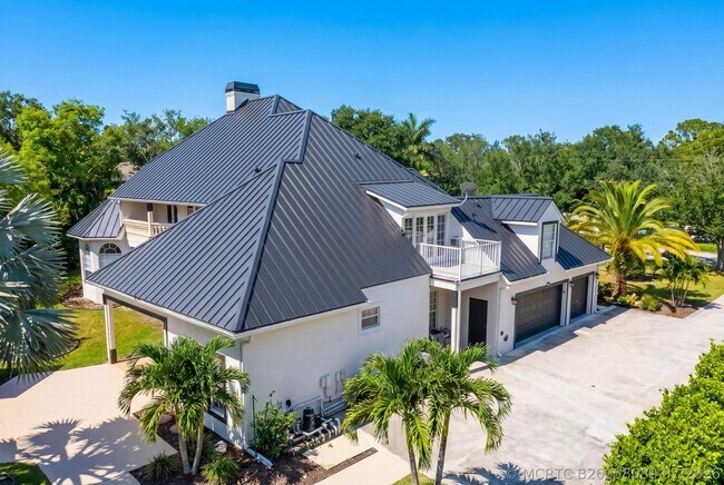 Building Photo - 7200 NW 51st Terrace
