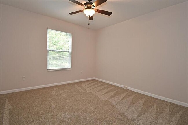 Building Photo - 2291 Flint Dr