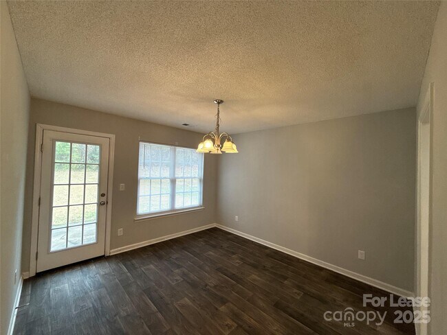 Building Photo - 6018 Patric Alan Ct