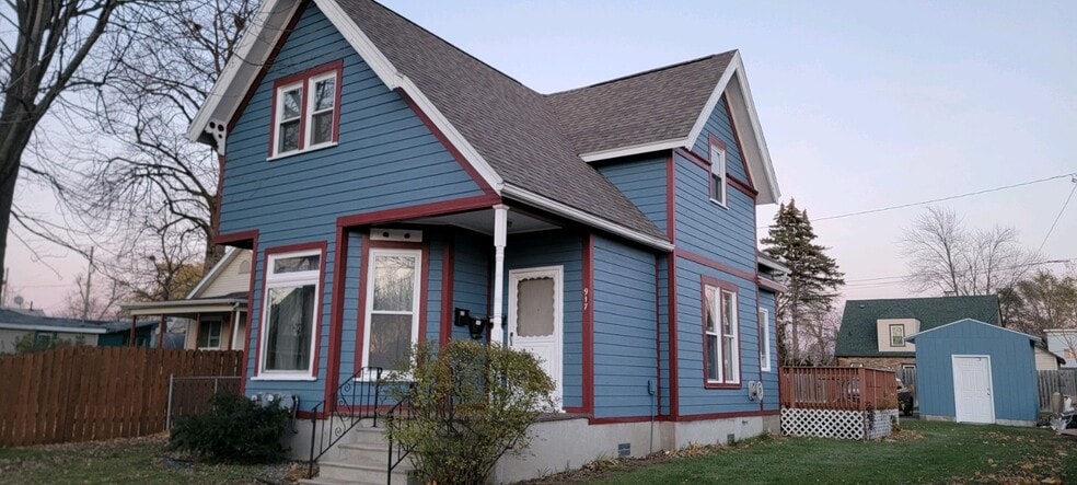 Building Photo - 917 Marsac St
