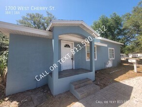 Building Photo - Cute Tampa Renovation