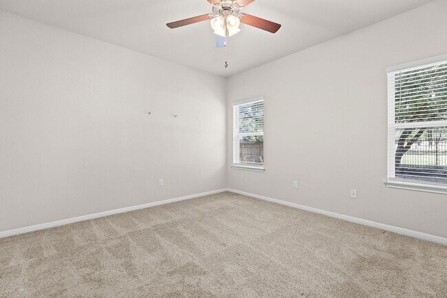 Building Photo - 2205 Singletree Bend