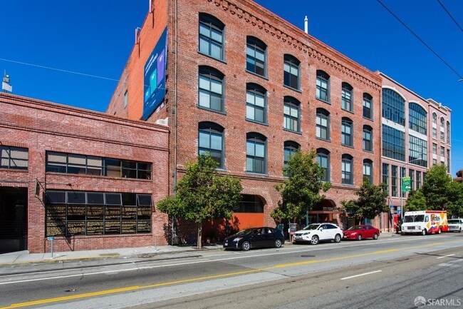 Building Photo - 310 Townsend St