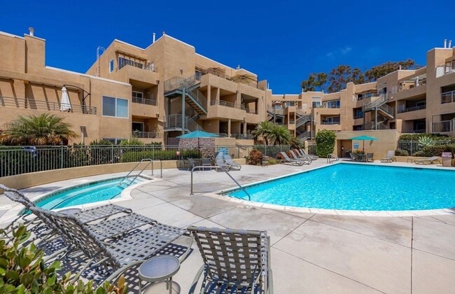 Building Photo - Carlsbad Condo West of 5 Freeway with Lagoon Views - Available June 1st!