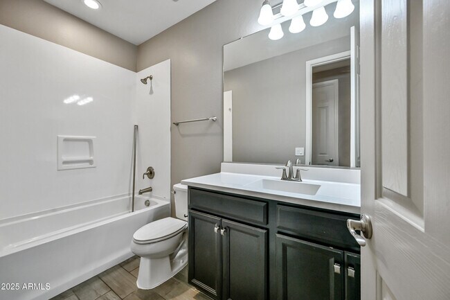 Building Photo - 20763 E Mockingbird Dr