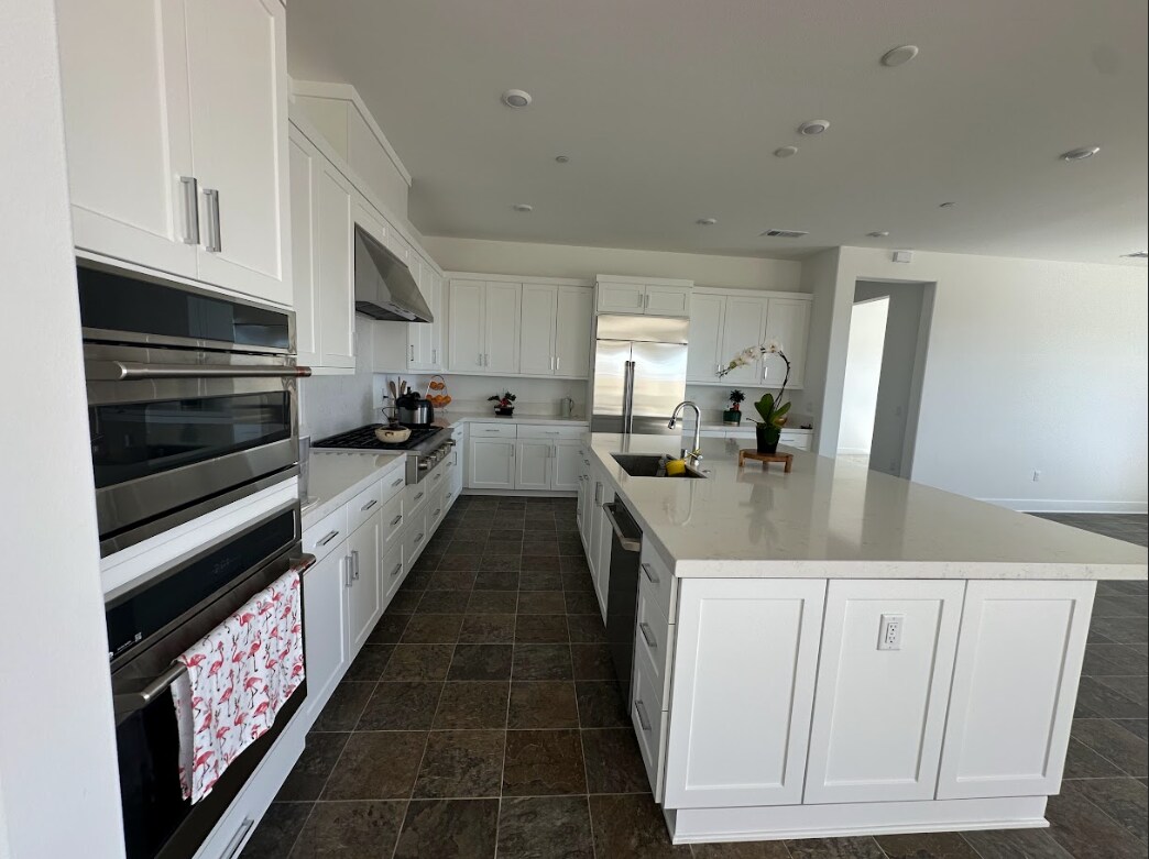 Building Photo - 24392 Calle La Roca