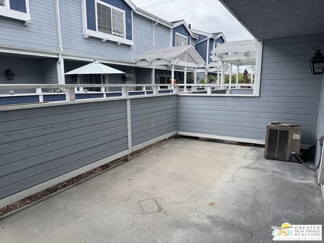 Building Photo - 17042 Downey Ave