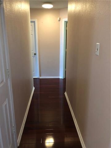 Building Photo - 1317 Lakeshore Dr