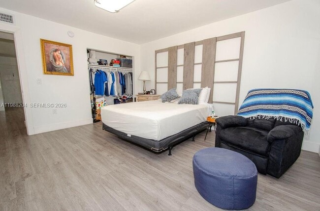 Building Photo - 6215 W 20th Ave