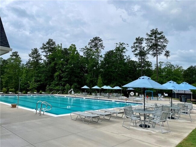 Building Photo - 6037 Crosswinds Blvd