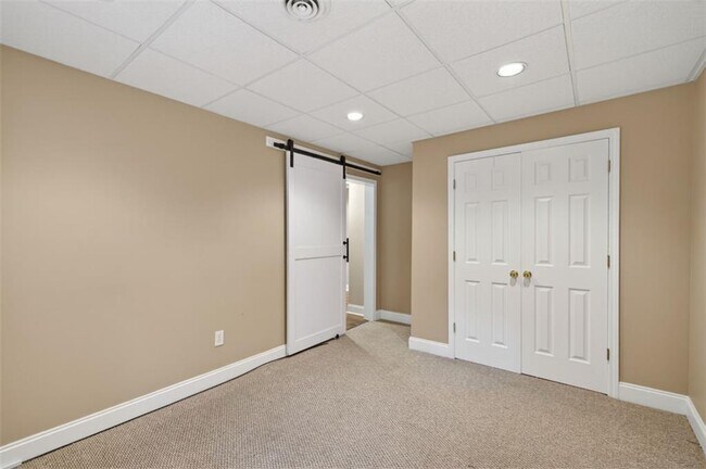 Building Photo - 4582 Campenille Ct