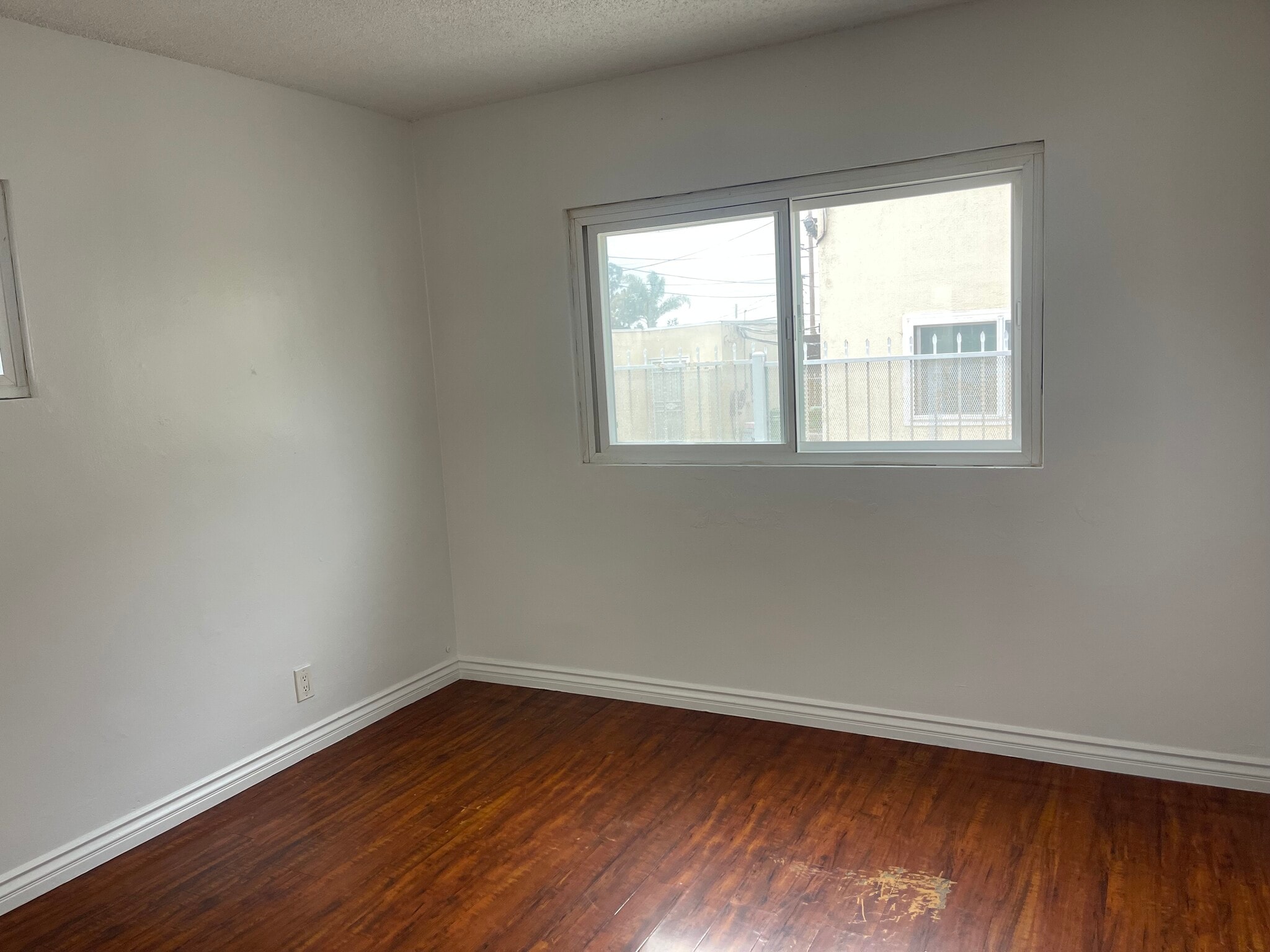 Building Photo - 10226 Woodworth Ave