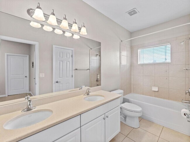 Building Photo - 6222 Hadley Commons Dr