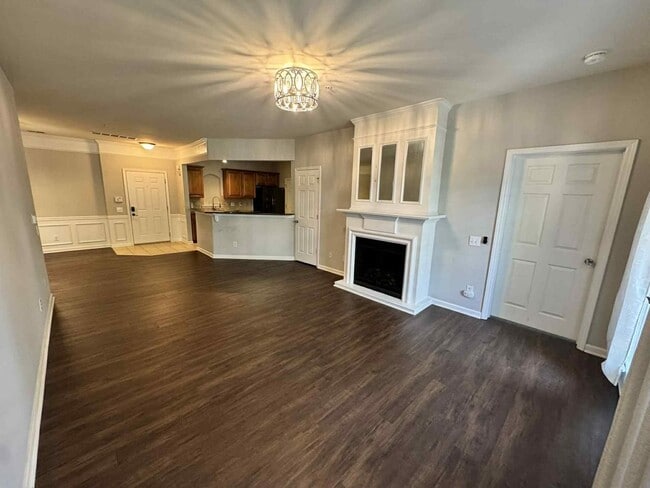 Building Photo - 14817 Santa Lucia Dr