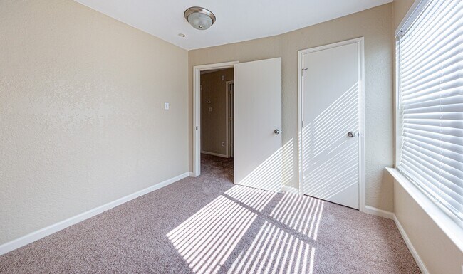 Building Photo - 20831 Bonham Park Ln