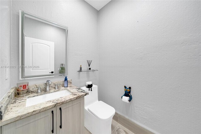Building Photo - 4361 SW 160th Ave