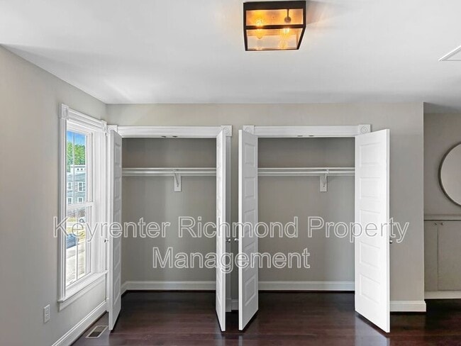Building Photo - 1221 N 26th St