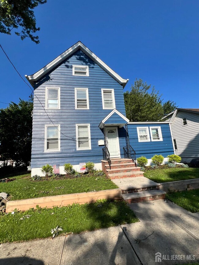 Building Photo - 426 Willow Ave