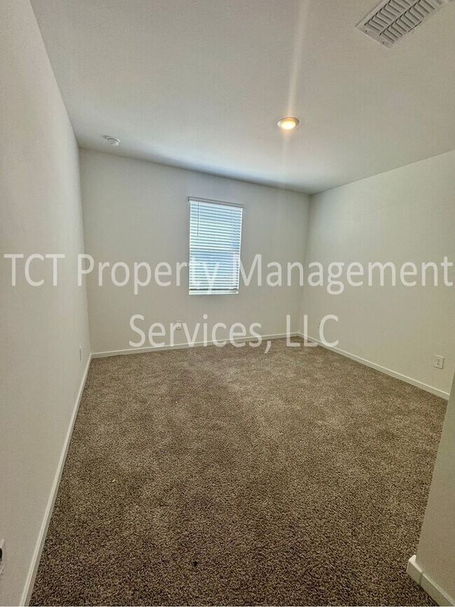 Building Photo - New Build in San Tan Groves