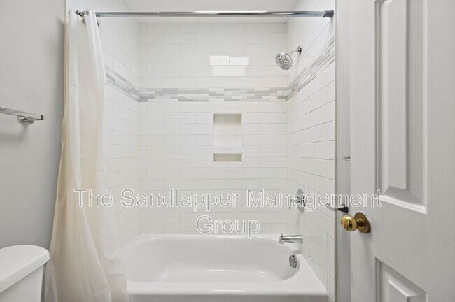 Building Photo - 1239 Cornwallis Dr