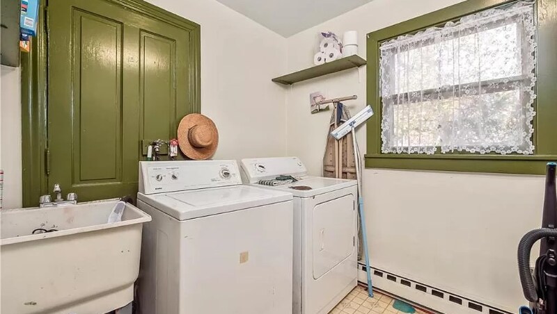 Building Photo - 227 E Garrison St