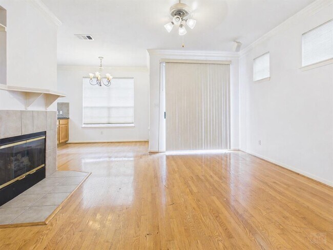 Building Photo - 8518 Cahill Dr
