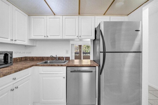 Building Photo - 8103 Camino Real