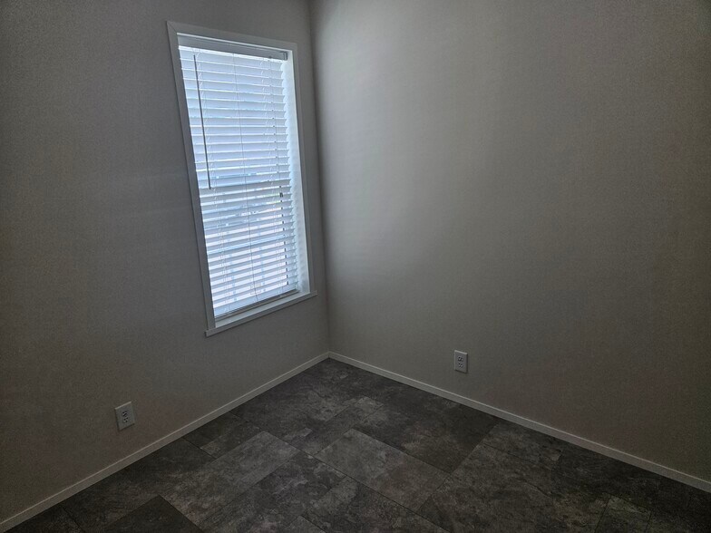 Building Photo - 11789 Cascade Cir