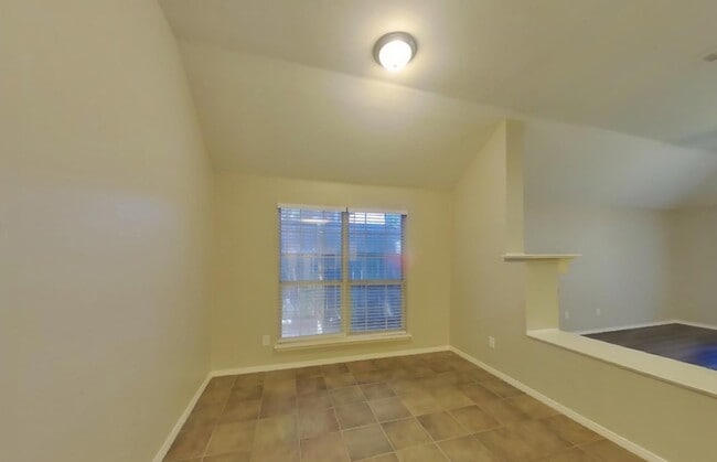 Building Photo - Classic Design with Room to Grow  3-Bedroom Beauty