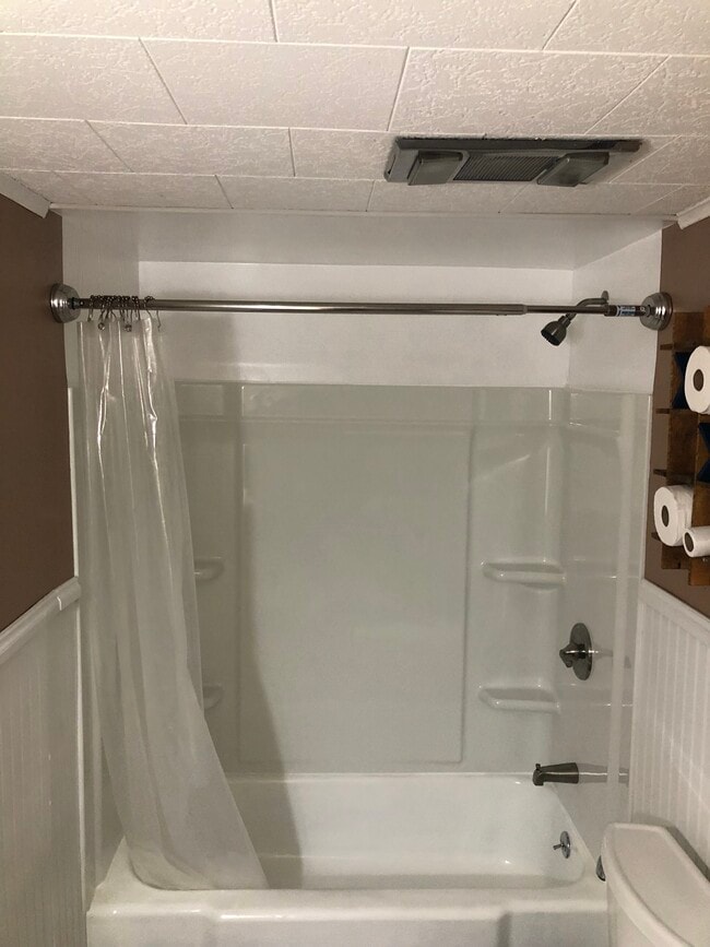 Bathroom - 852 Stillwater Ave