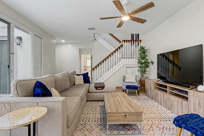 Building Photo - 1545 Seagrape Way