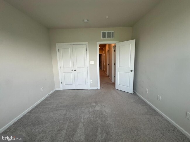 Building Photo - 43353 Radford Divide Ter