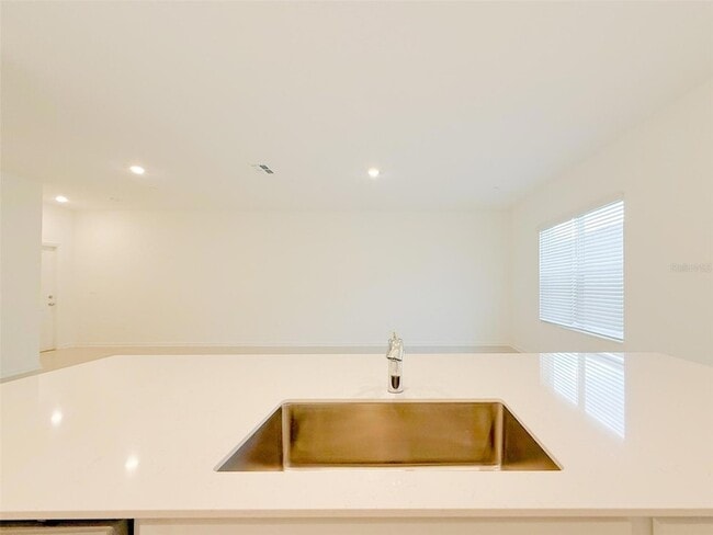 Building Photo - 1991 Stake Out Wy