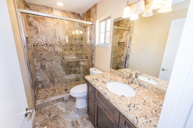 Building Photo - 2BR/2.5BA Townhome with garage - READY NOW!