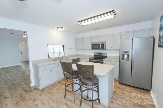 Building Photo - 1542 Rumstone Ln