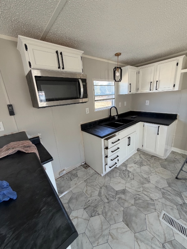 Building Photo - 106 Tim Hickey Cir