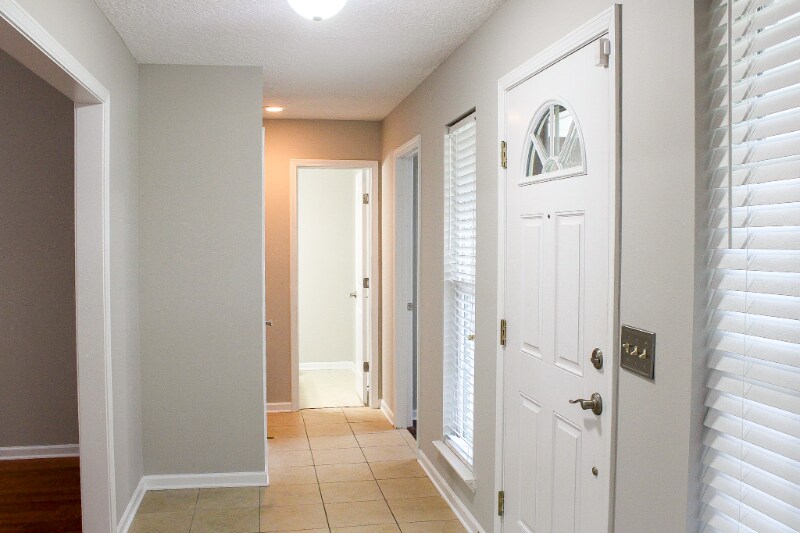 Building Photo - 228 Cobble Stone Ln