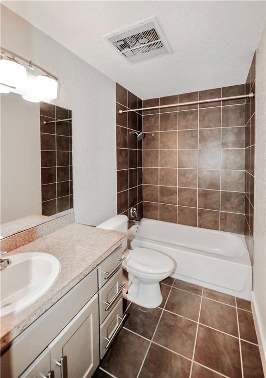 Building Photo - 1302 Danbury Square