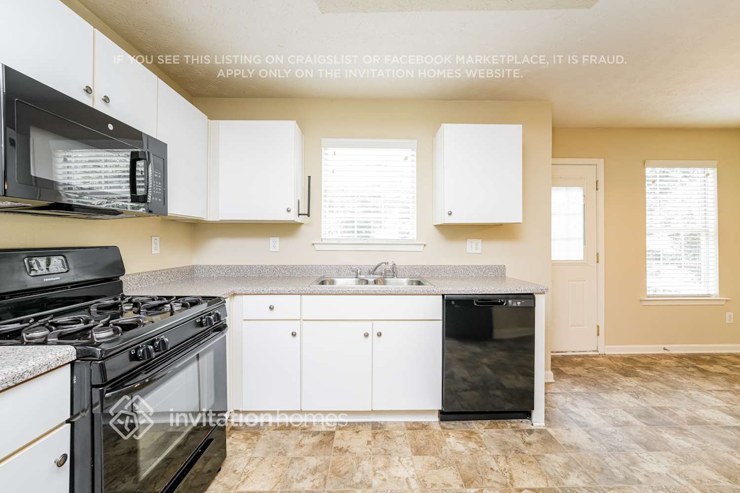 Building Photo - 3907 Brandon Lee Way