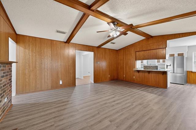 Building Photo - 2609 Brook Hollow Ln