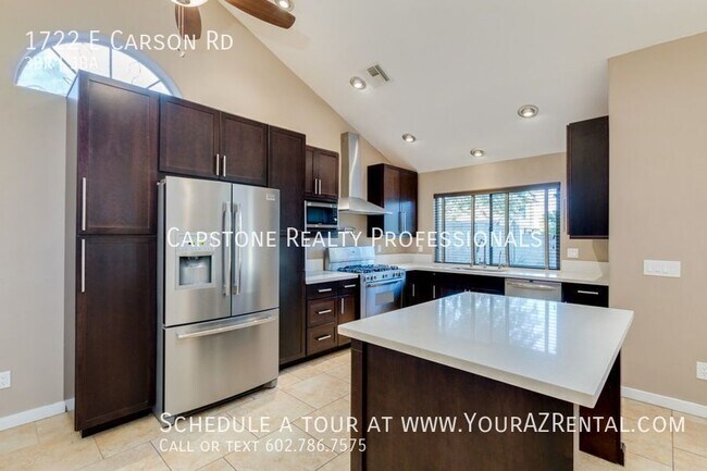 Building Photo - 1722 E Carson Rd