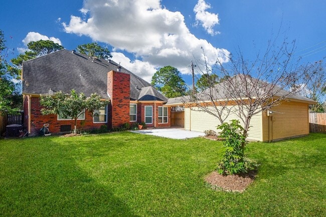 Building Photo - 3243 Ashlock Dr