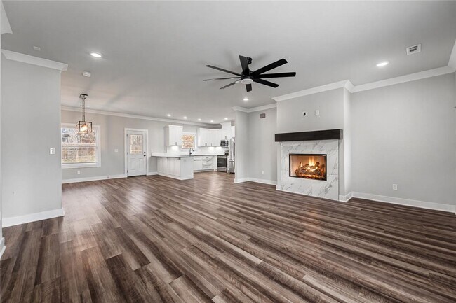 Building Photo - 2 Creetown Ln