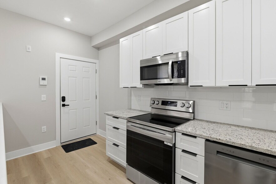 Building Photo - 856 N 19th St