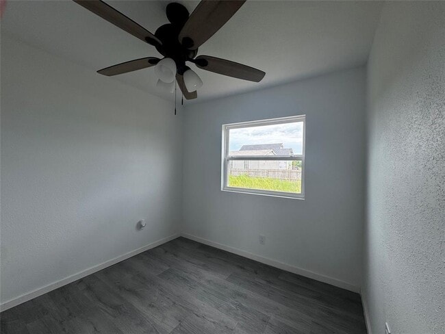 Building Photo - 662 Rd 5606