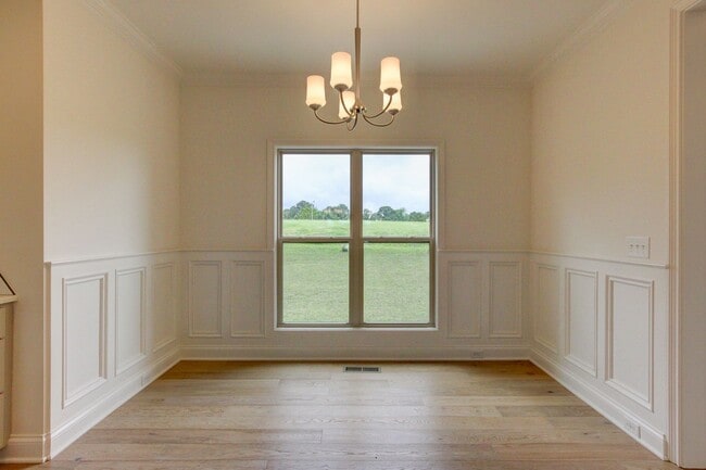 Building Photo - Custom Build in Sango.  Wow Factor