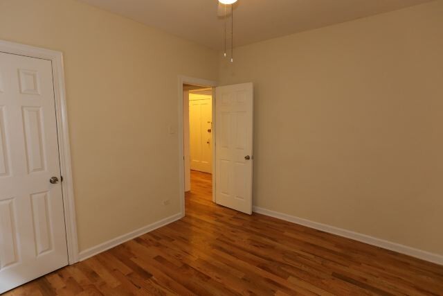 Building Photo - 627 W Cornelia Ave
