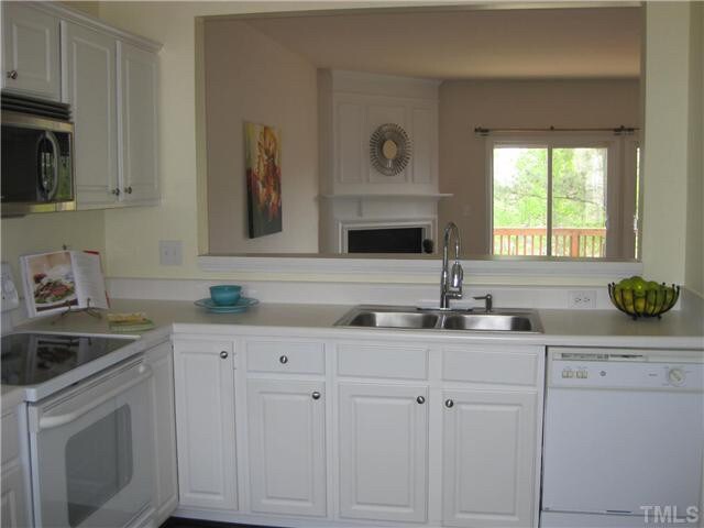 Building Photo - Room in Townhome on Ruby Walk Dr